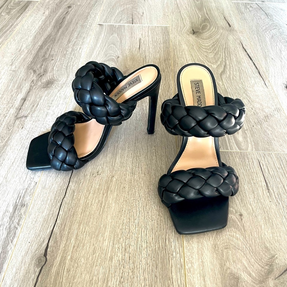 Black sandal heels